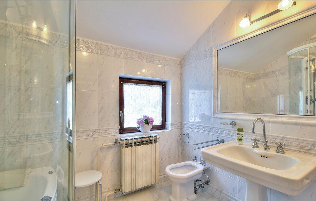 Apartmani Mirjana Valica