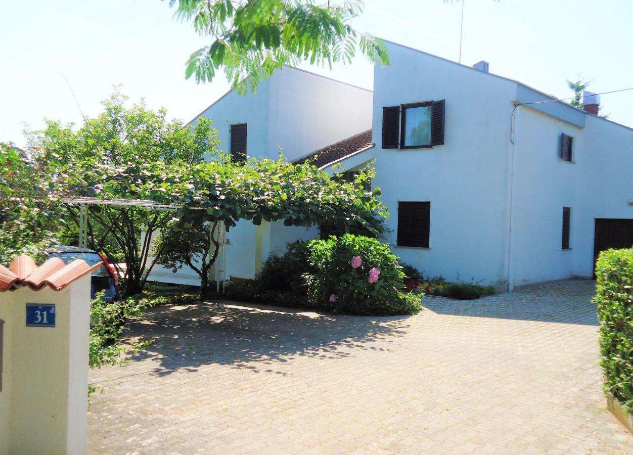 Apartmani Mirjana Valica Apartment